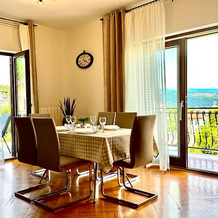 Apartament Ida *